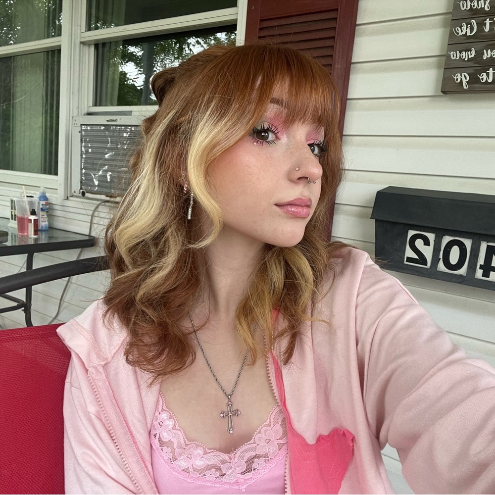 Meet your Posher, Kayla